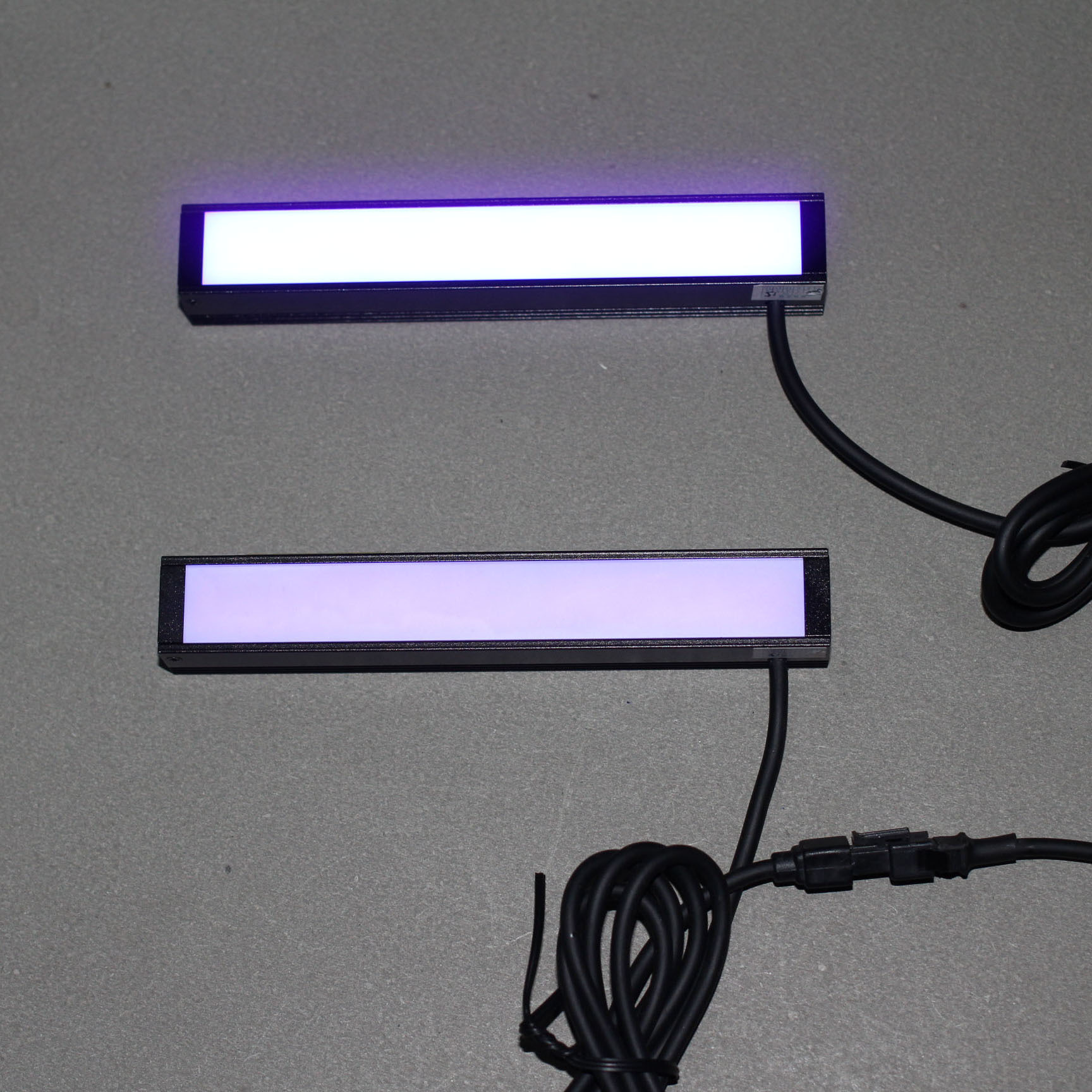 LED条形光源